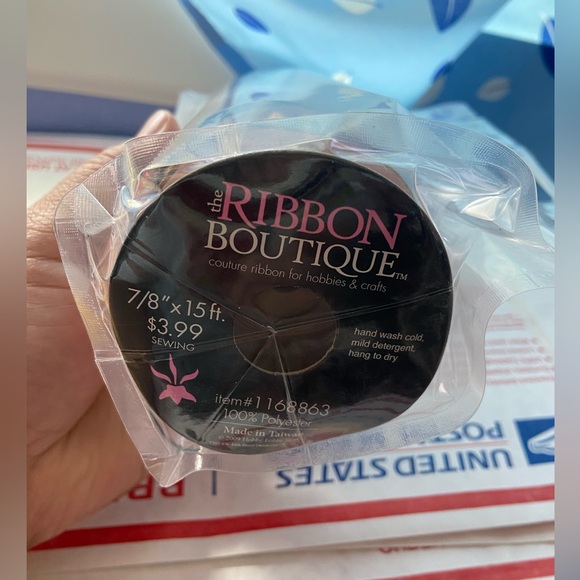 THE RIBBON BOUTIQUE Glitter Couture Ribbons for Hobbies & Craft - Picture 4 of 5